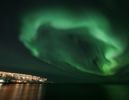 Northern Lights by VisitGreenalnd